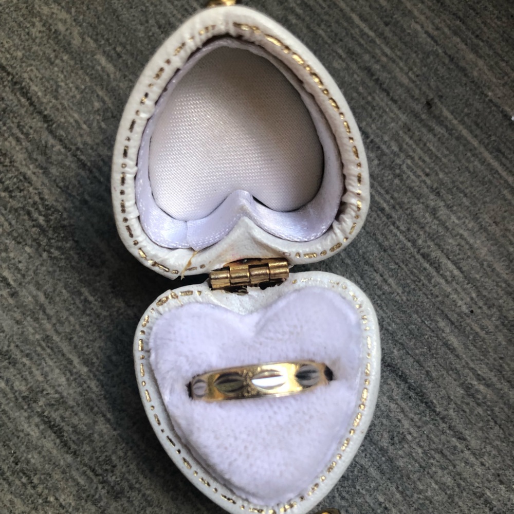 Vintage ring gold with silver accents